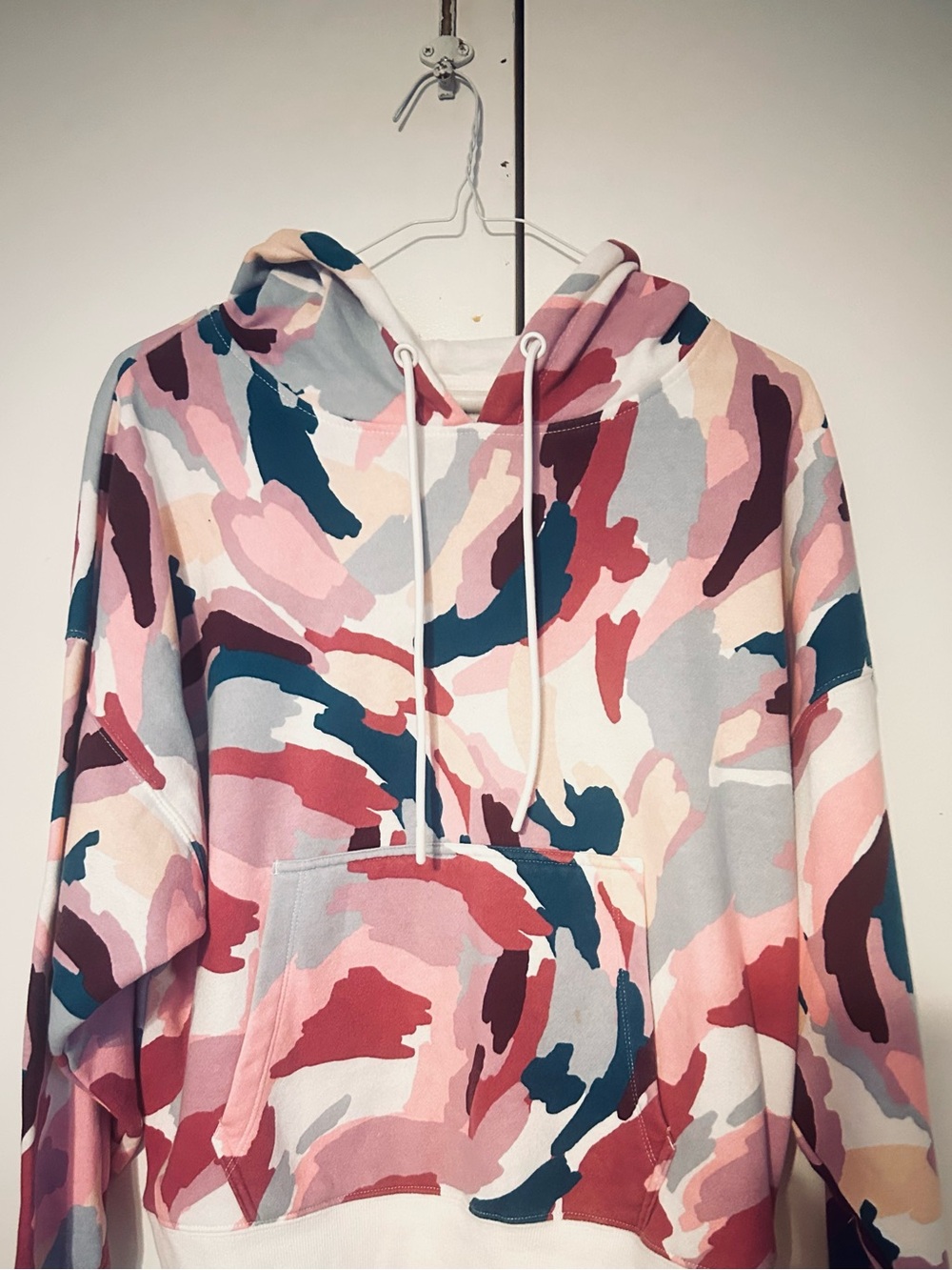DipCamouflage Pattern Pastel Hoodie - Pink, Blue & Cream